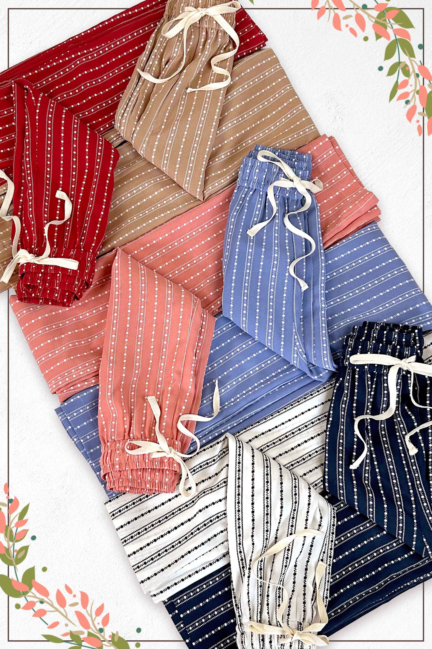 Patterned Design Relaxed Fit Pants With Pockets