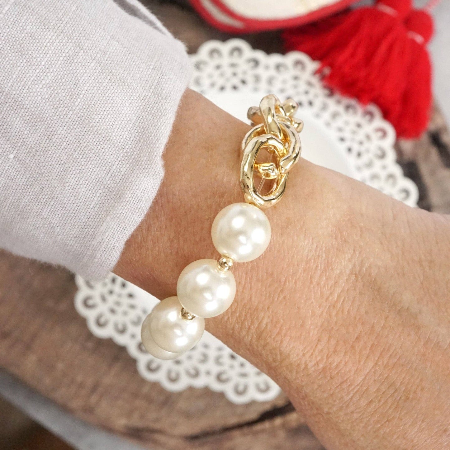 Chunky Chain and pearls beads bracelet