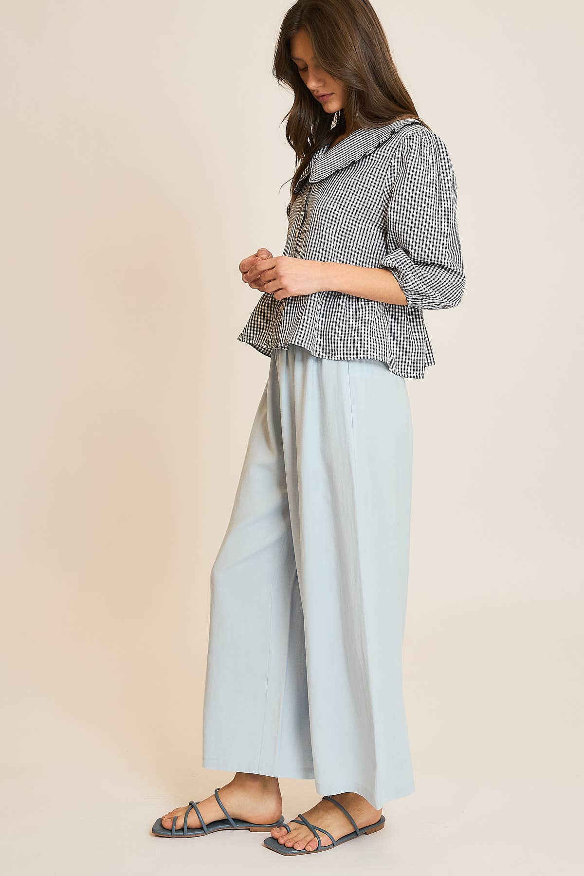 PLAID PETER PAN COLLAR BUTTON-UP BLOUSE