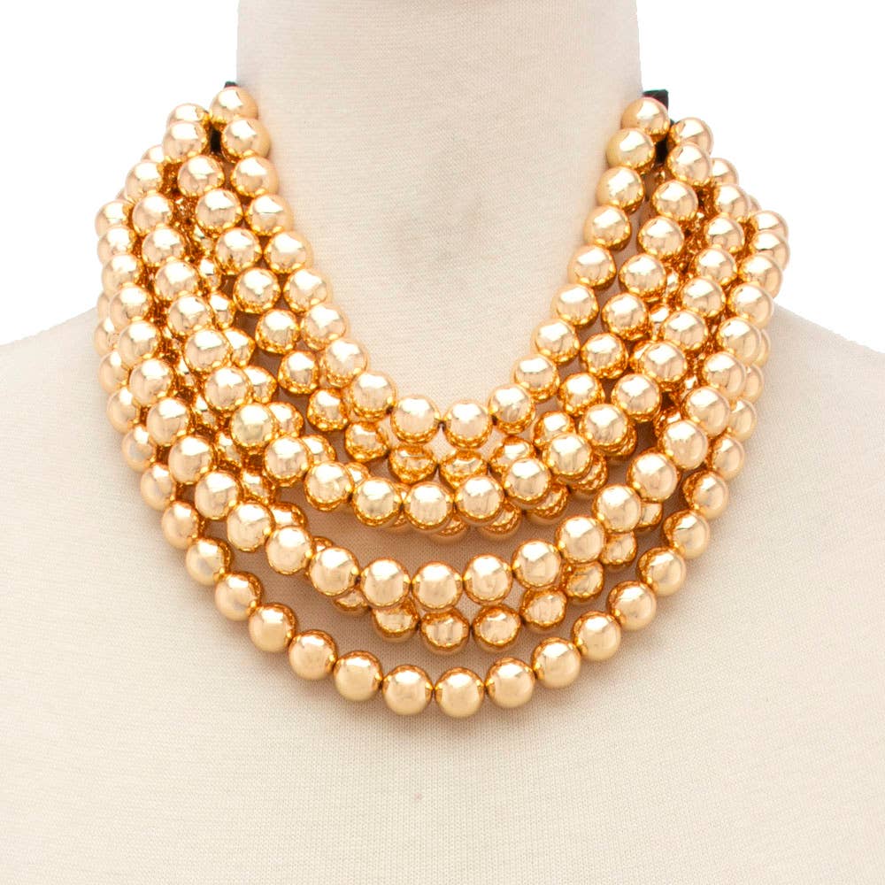 CHUNKY BEADED LAYERED NECKLACE Faux leather neck magnetic