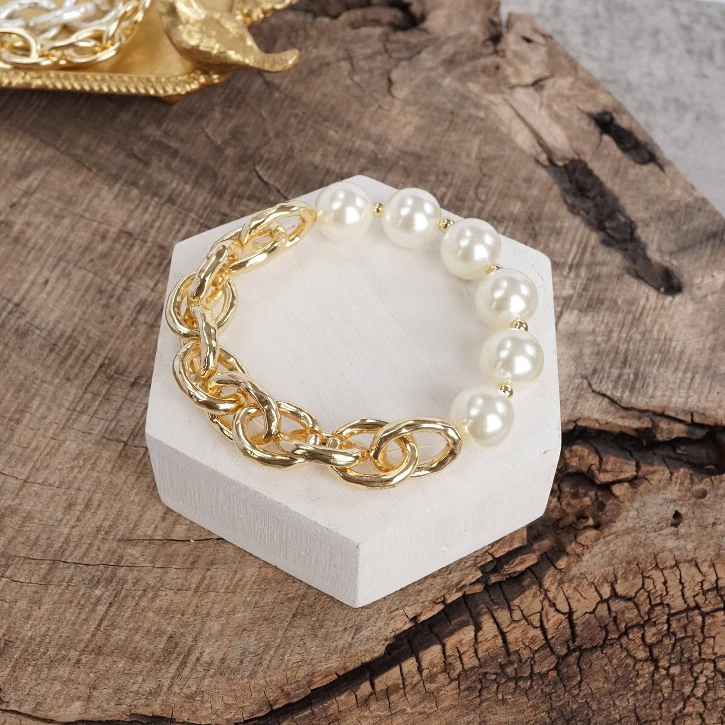 Chunky Chain and pearls beads bracelet