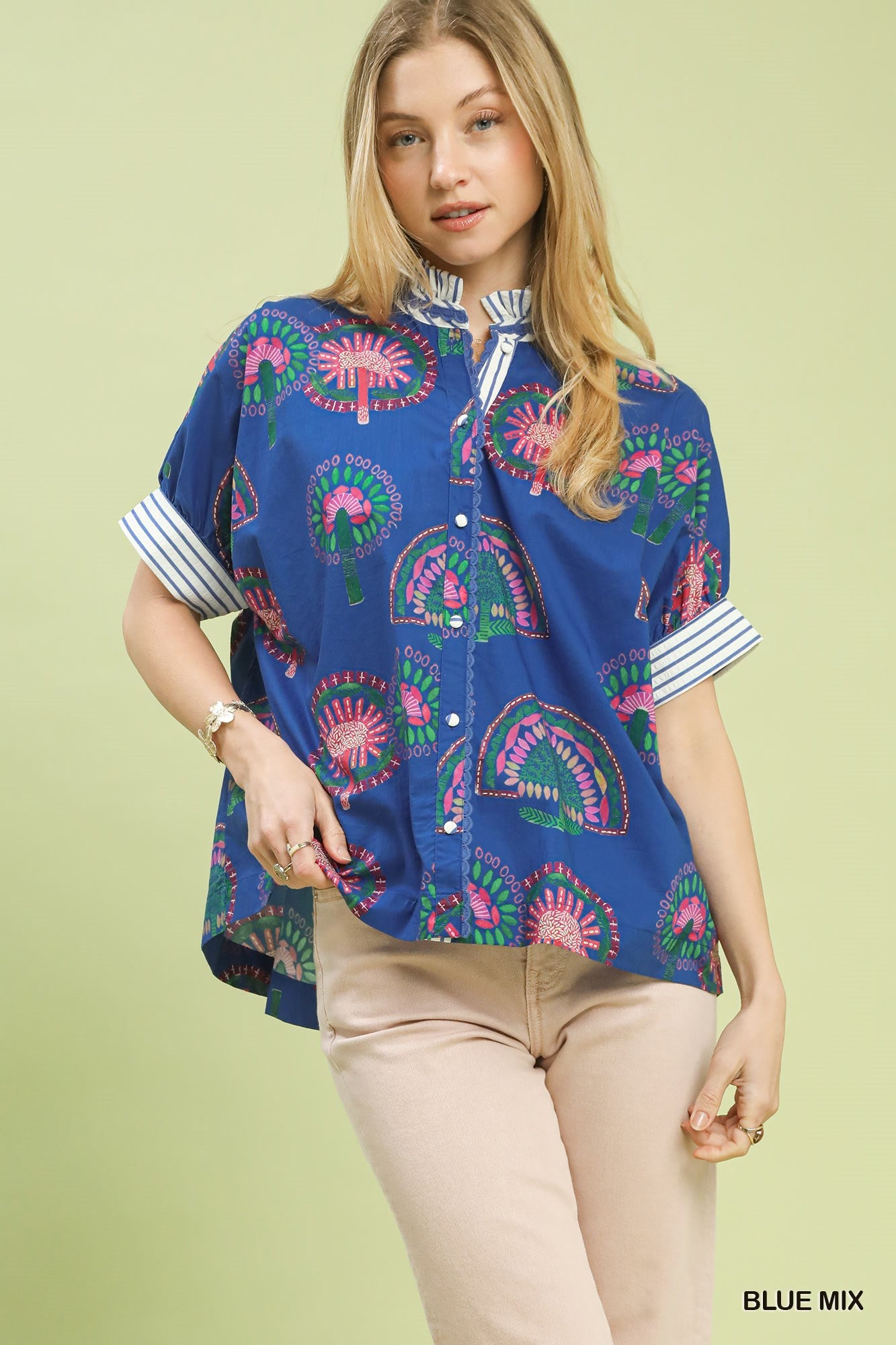 Abstract Print Button Front Top