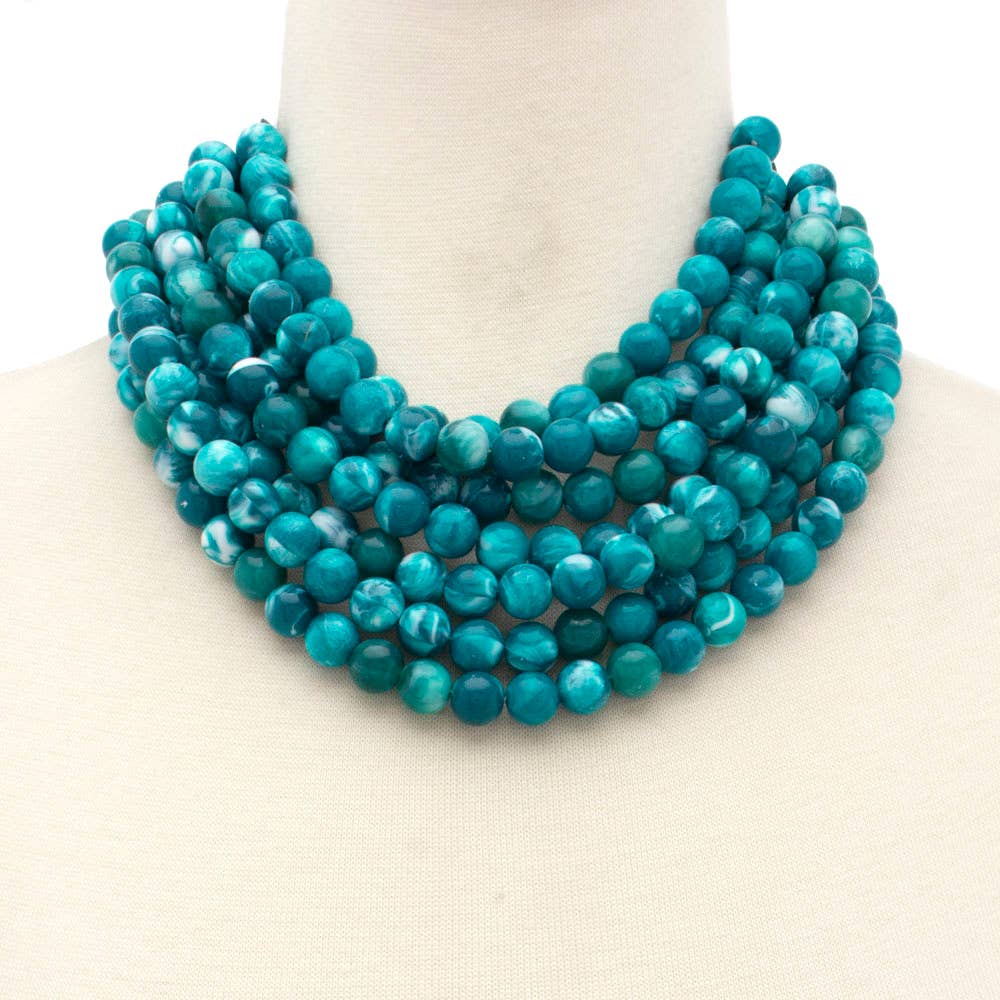 CHUNKY BEADED LAYERED NECKLACE Faux leather neck magnetic