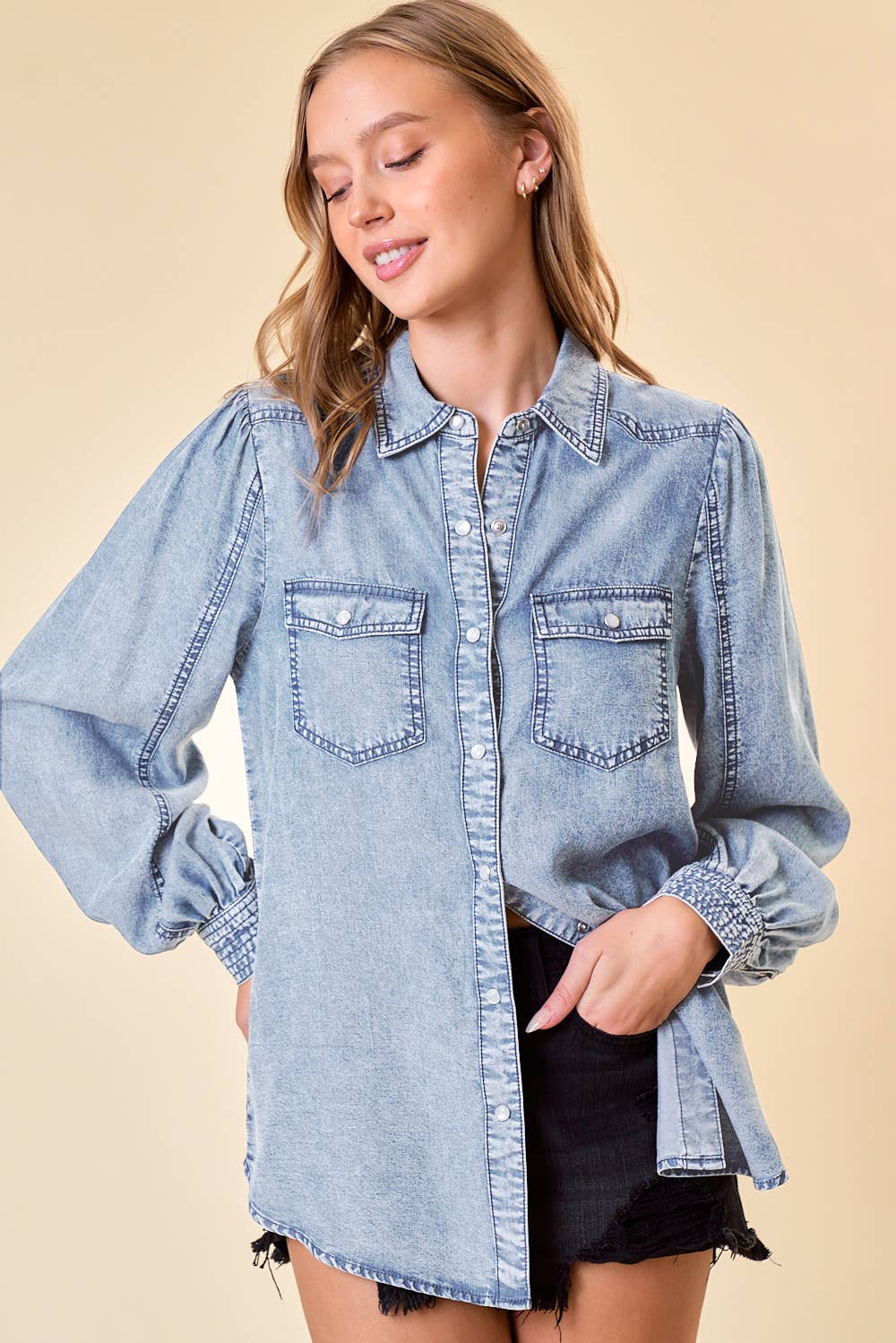 DOUBLE BUST POCKET DENIM SHIRT