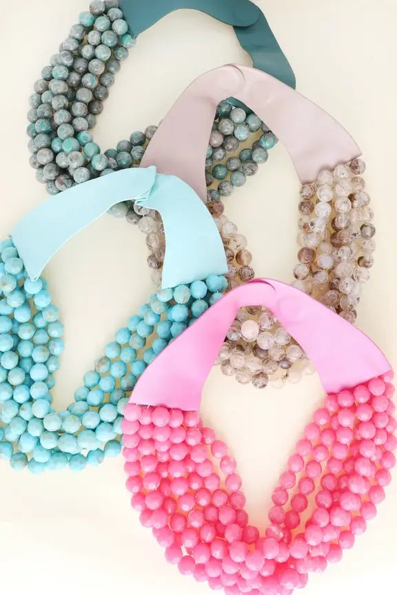 * CHUNKY BEADED LAYERED NECKLACE Magnetic