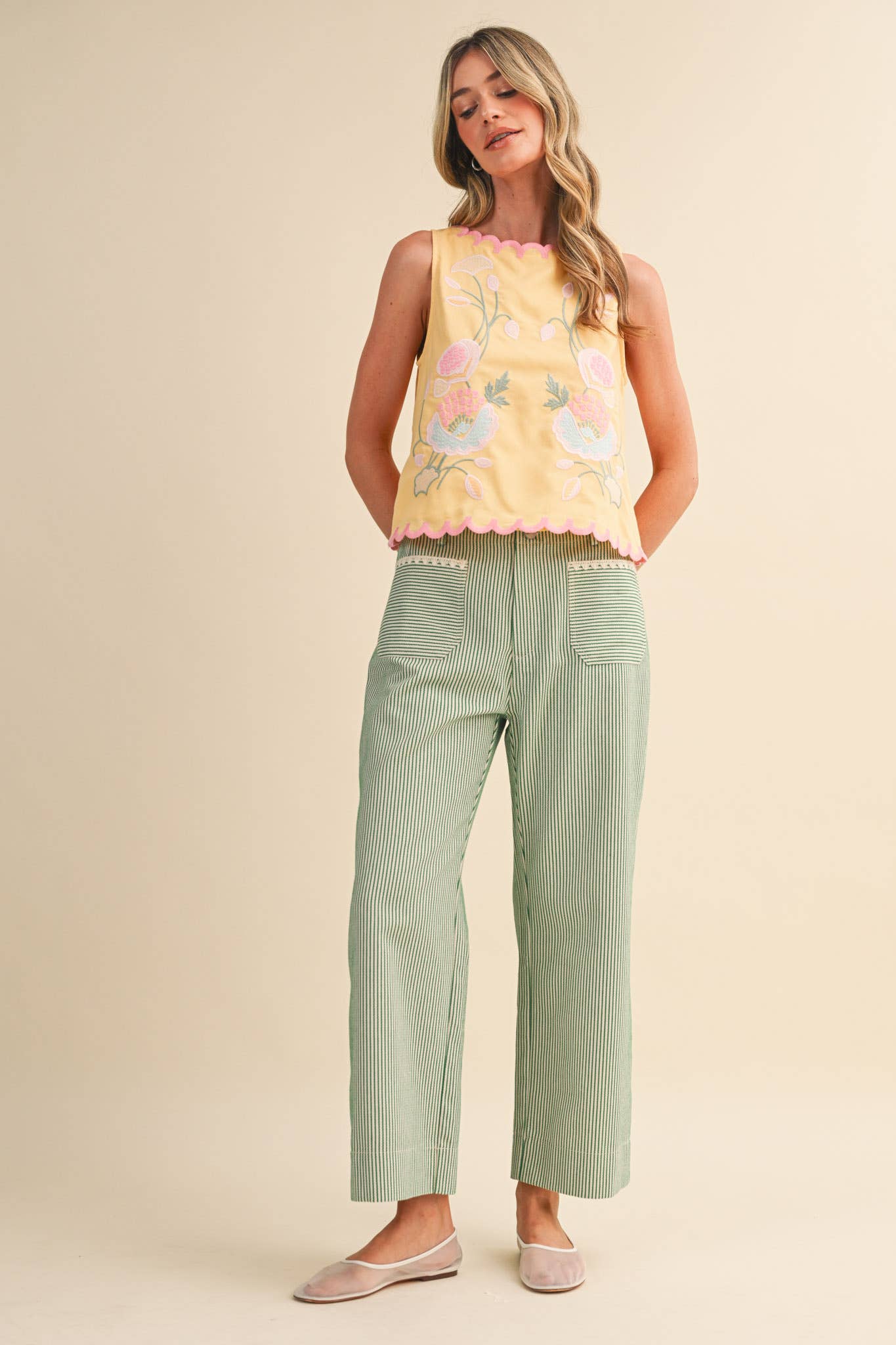 FLORAL EMBROIDERY SCALLOPED TANK