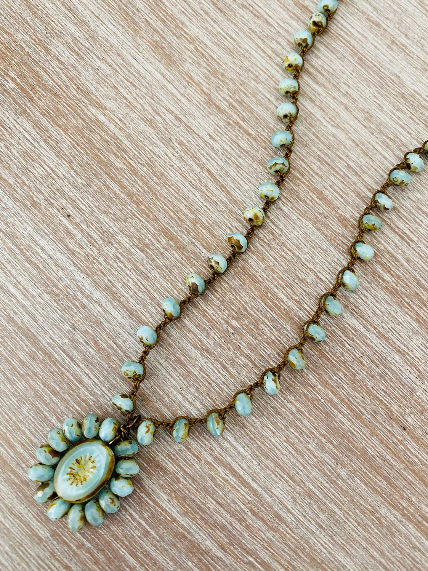 Earthen Beauty Crystal Crest Necklace