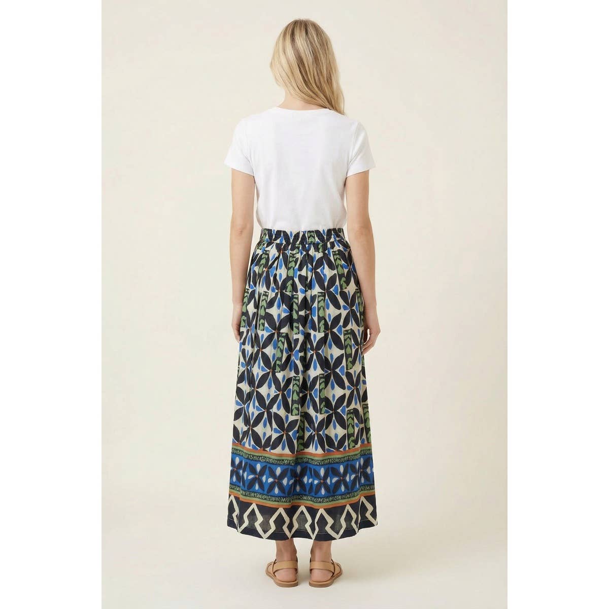 BORDER PRINTED MAXI SKIRT