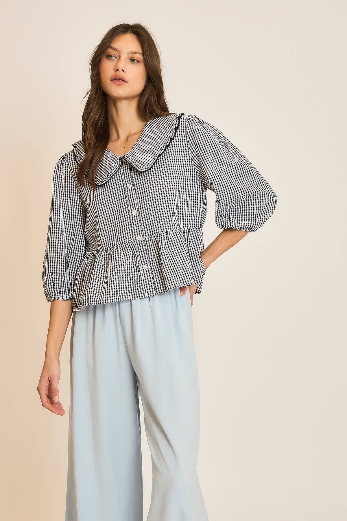 PLAID PETER PAN COLLAR BUTTON-UP BLOUSE