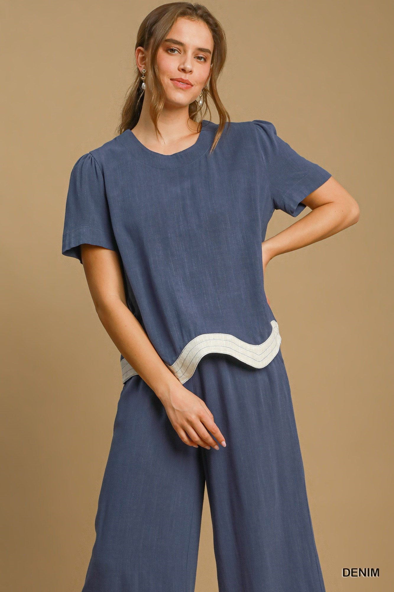 Linen Blend Scalloped Hem Top