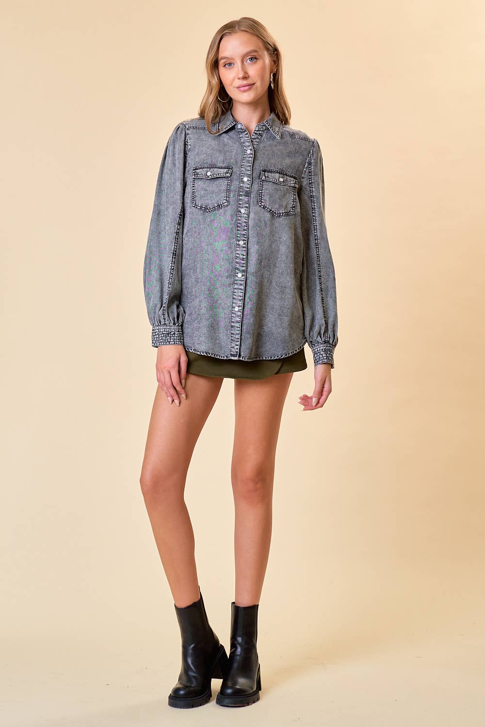 DOUBLE BUST POCKET DENIM SHIRT