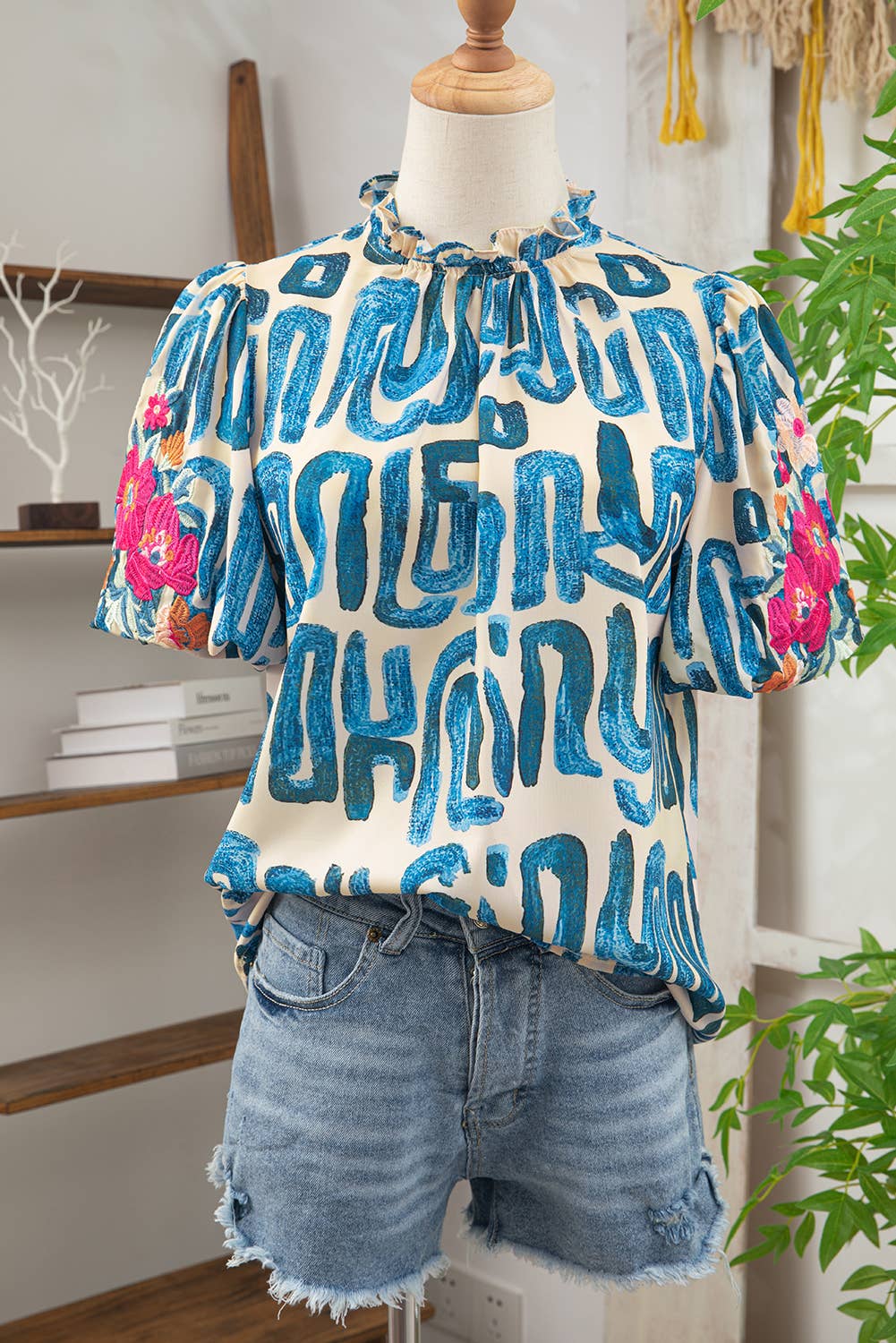 BOHO Embroidered Puff Sleeve Frilled Top