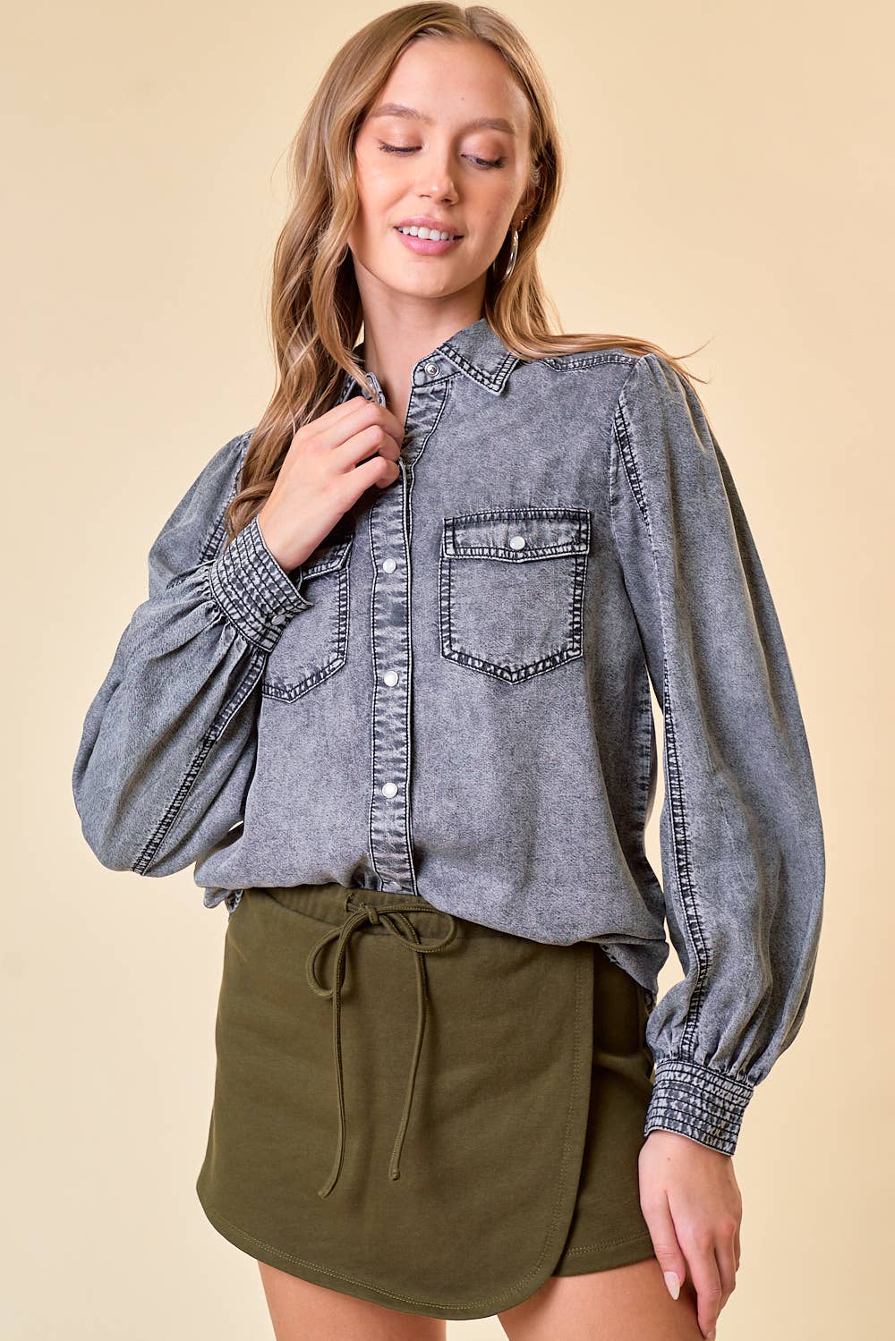 DOUBLE BUST POCKET DENIM SHIRT