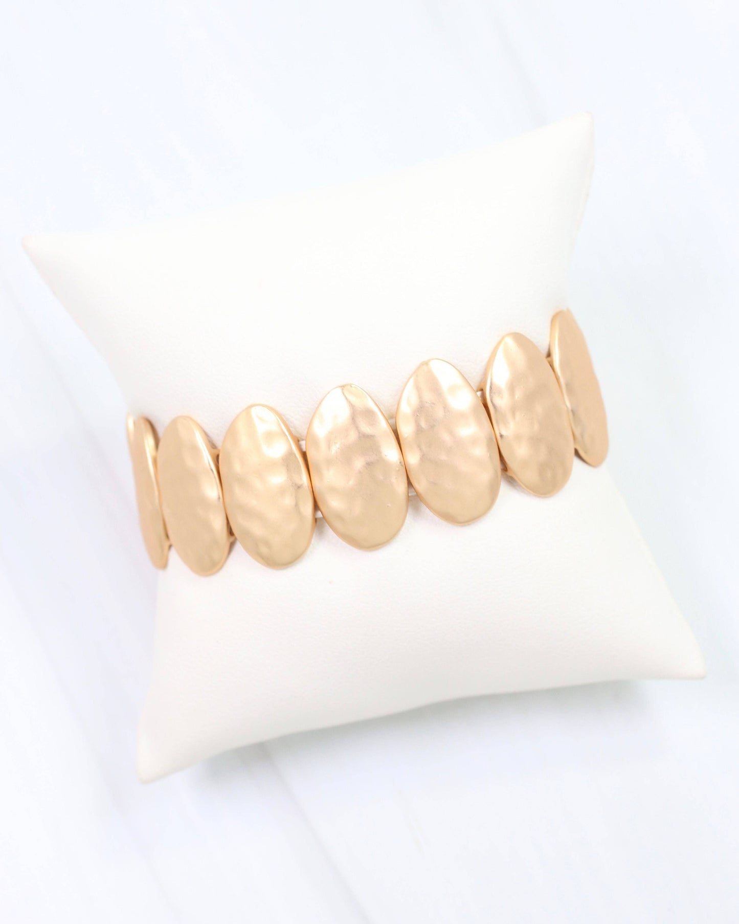 Hammered Oval Stretch Bracelet Matte Gold