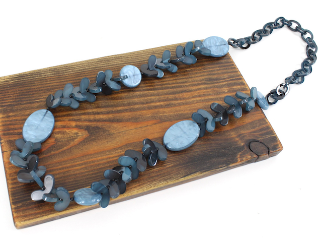 Polyresin Circles/Chips Statement Necklace