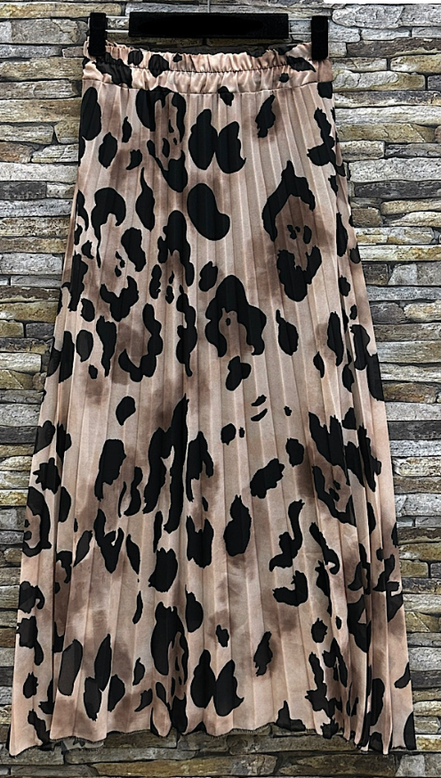 One Size Lined Beige Leopard Print Pleated Maxi Skirt