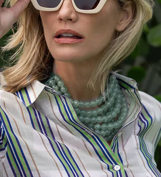 CHUNKY BEADED LAYERED MAGNETIC NECKLACE