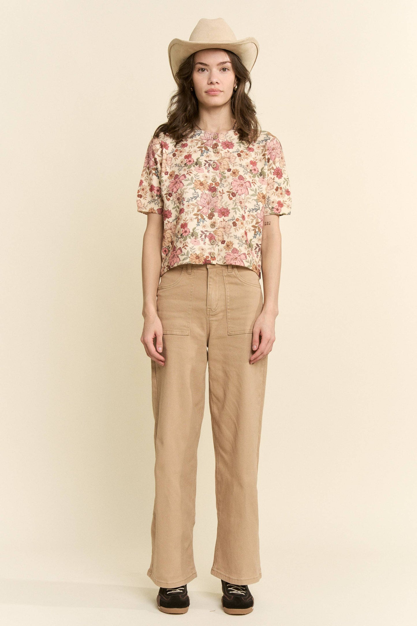 FLORAL KNIT BUTTON DOWN SHORT SLEEVE TOP