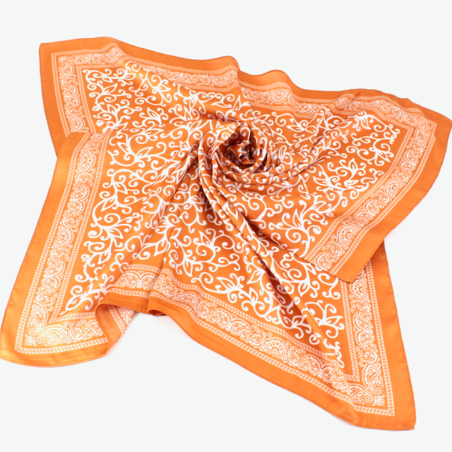 Lightweight Square Scarf