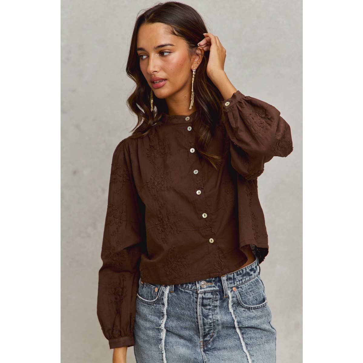 3D FLORAL WOVEN LONG SLEEVE FRONT BUTTON SHIRT