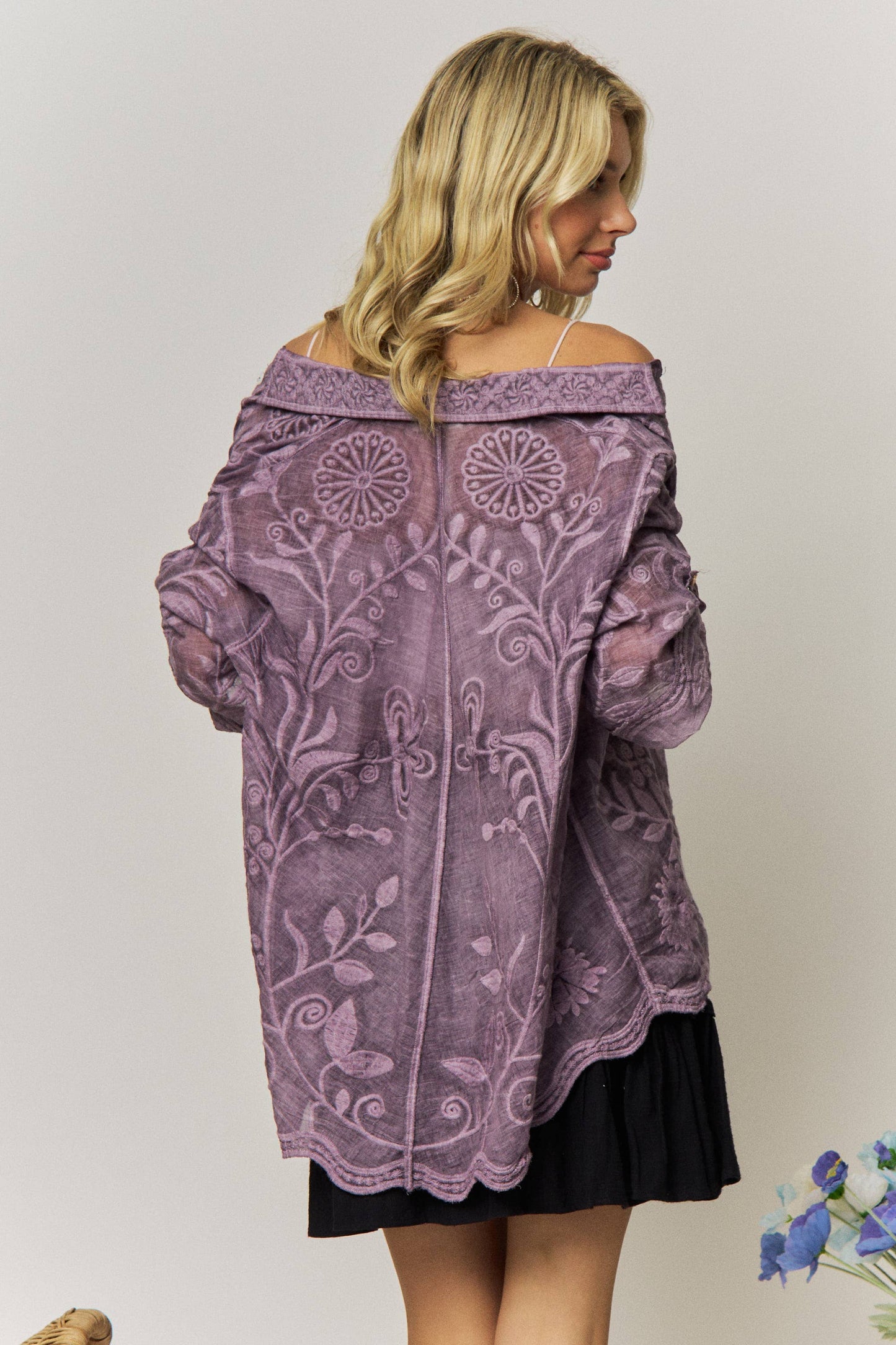 VINTAGE BOHO EMBROIDERED BUTTON-DOWN SHIRT
