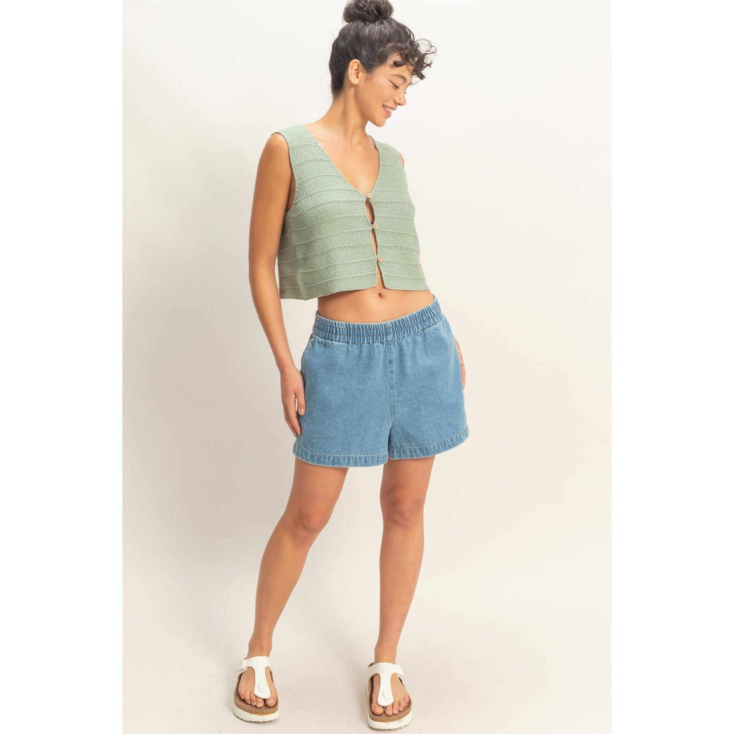 V-Neck Textured Sleeveless Knit Vest