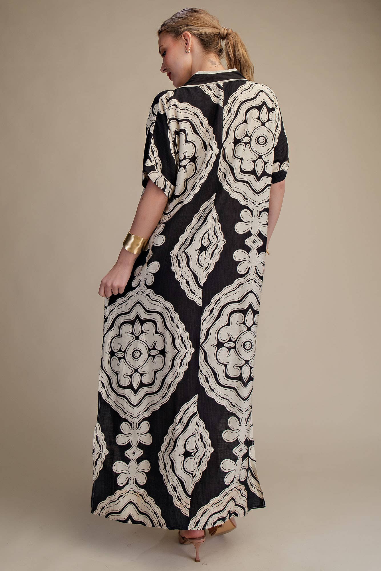 V-Neck Short Sleeve Maxi Print Dress