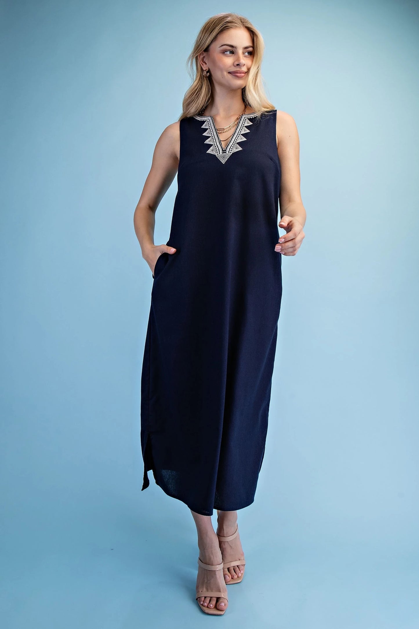 Linen V-Neck Sleeveless Midi Dress