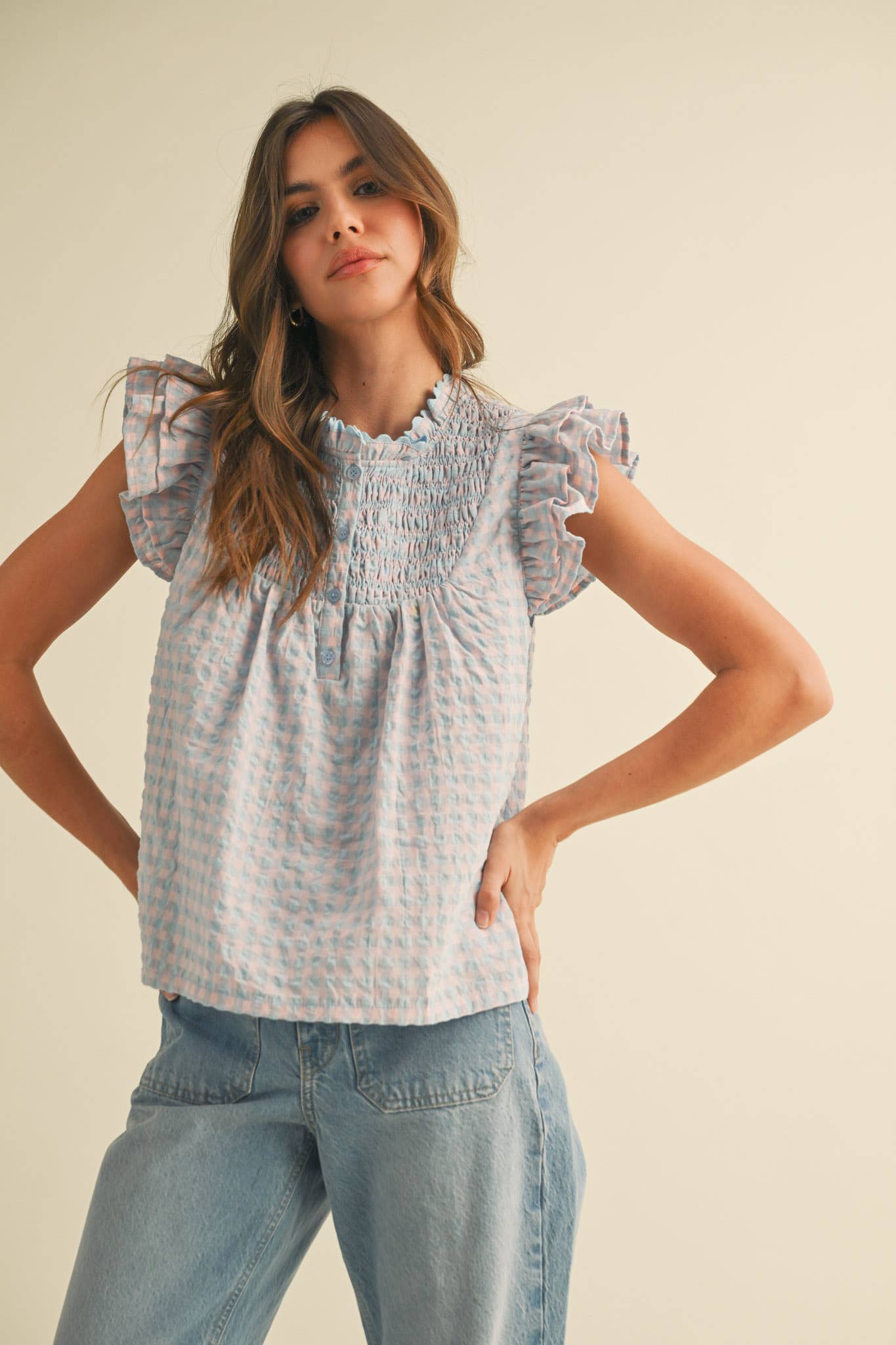 GINGHAM FLUTTER SLEEVE TOP