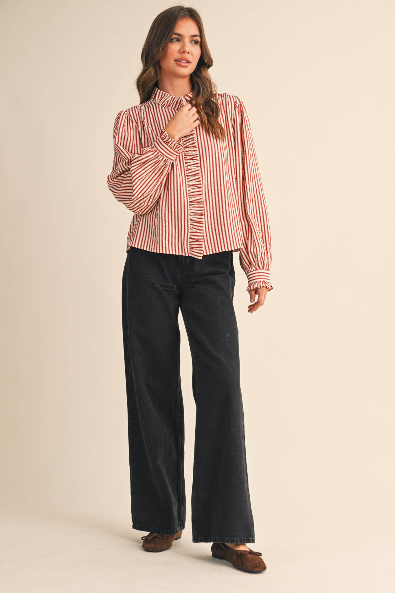 STRIPED RUFFLED BUTTON DOWN