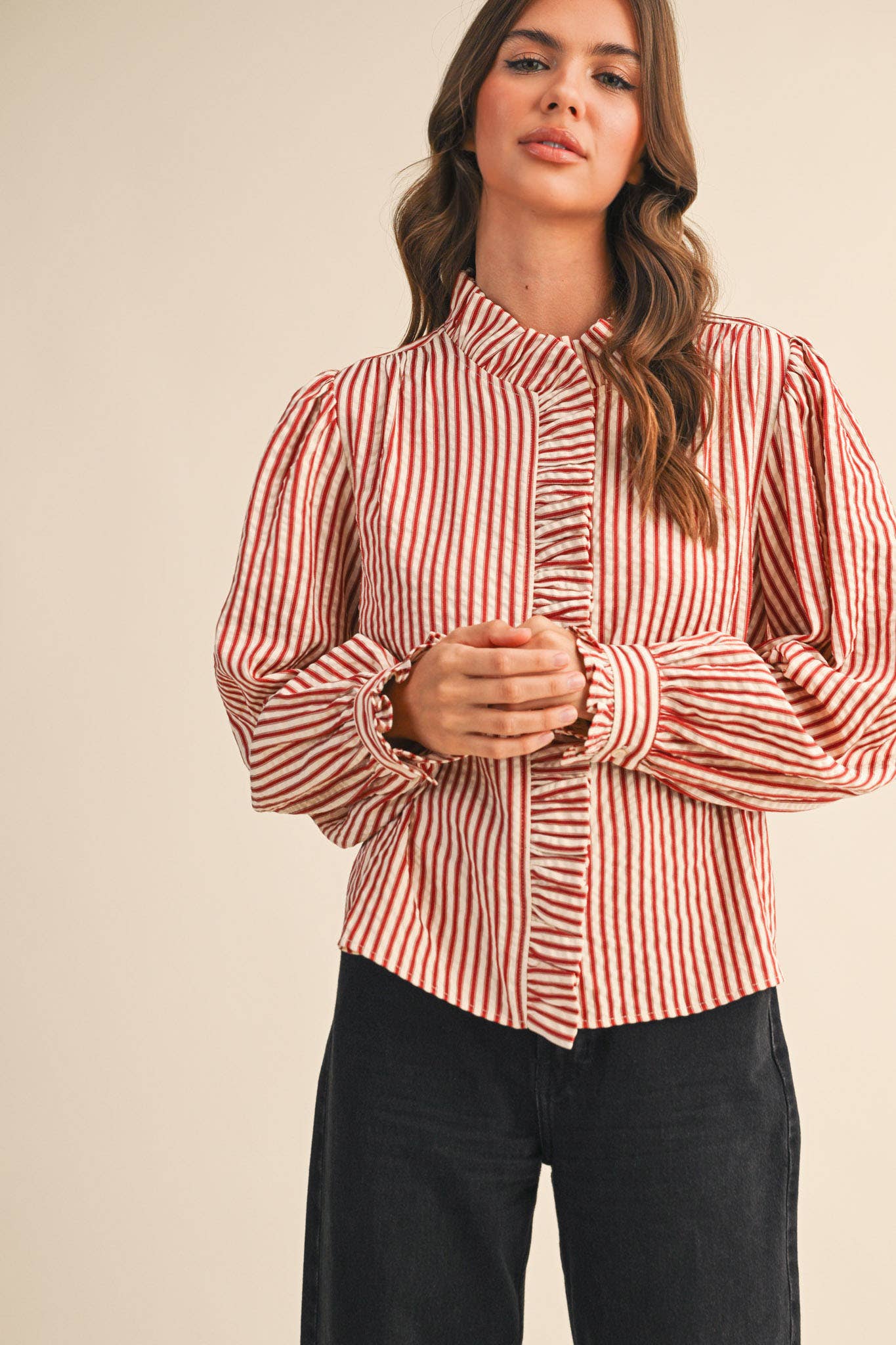 STRIPED RUFFLED BUTTON DOWN
