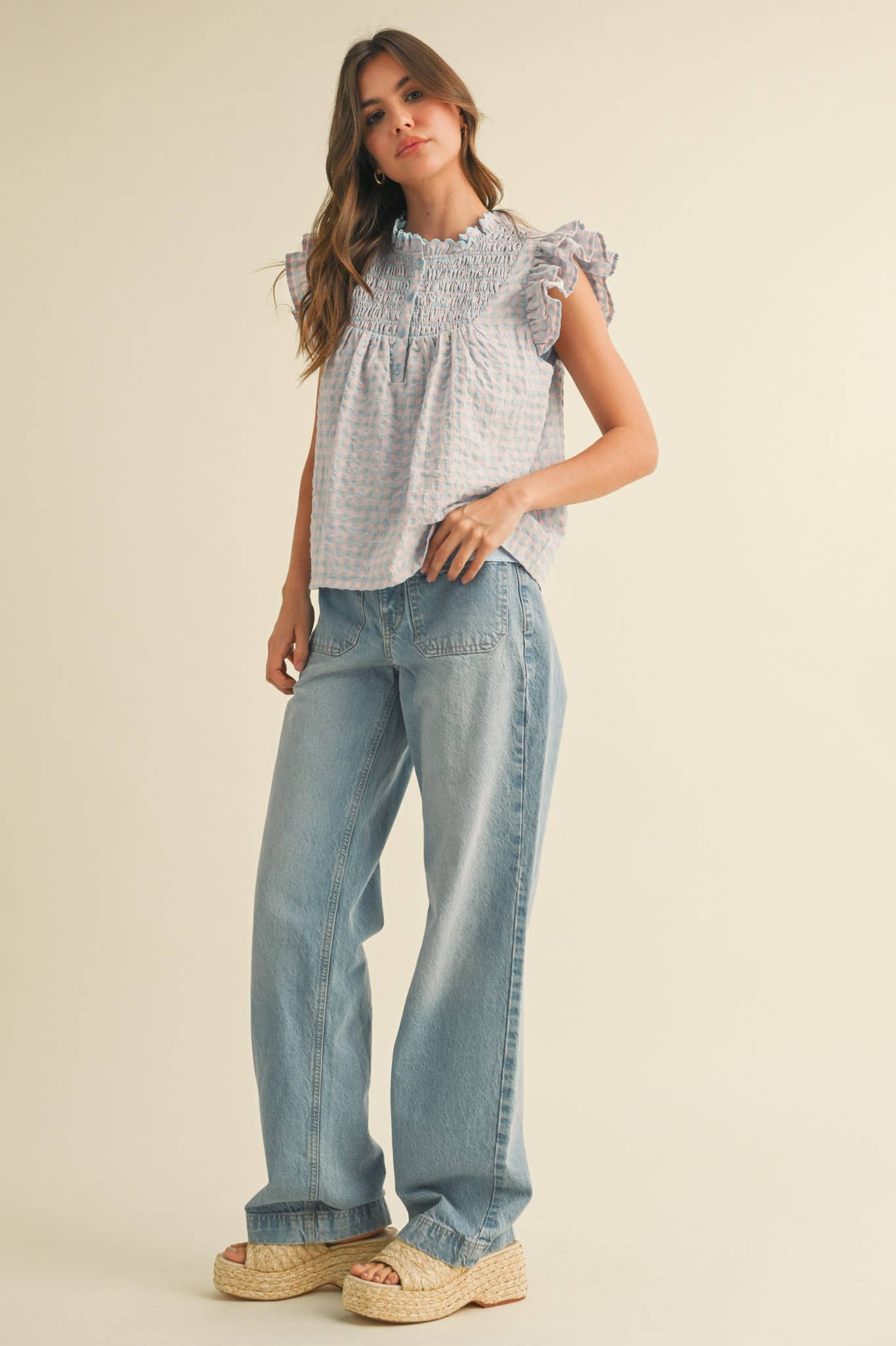 GINGHAM FLUTTER SLEEVE TOP