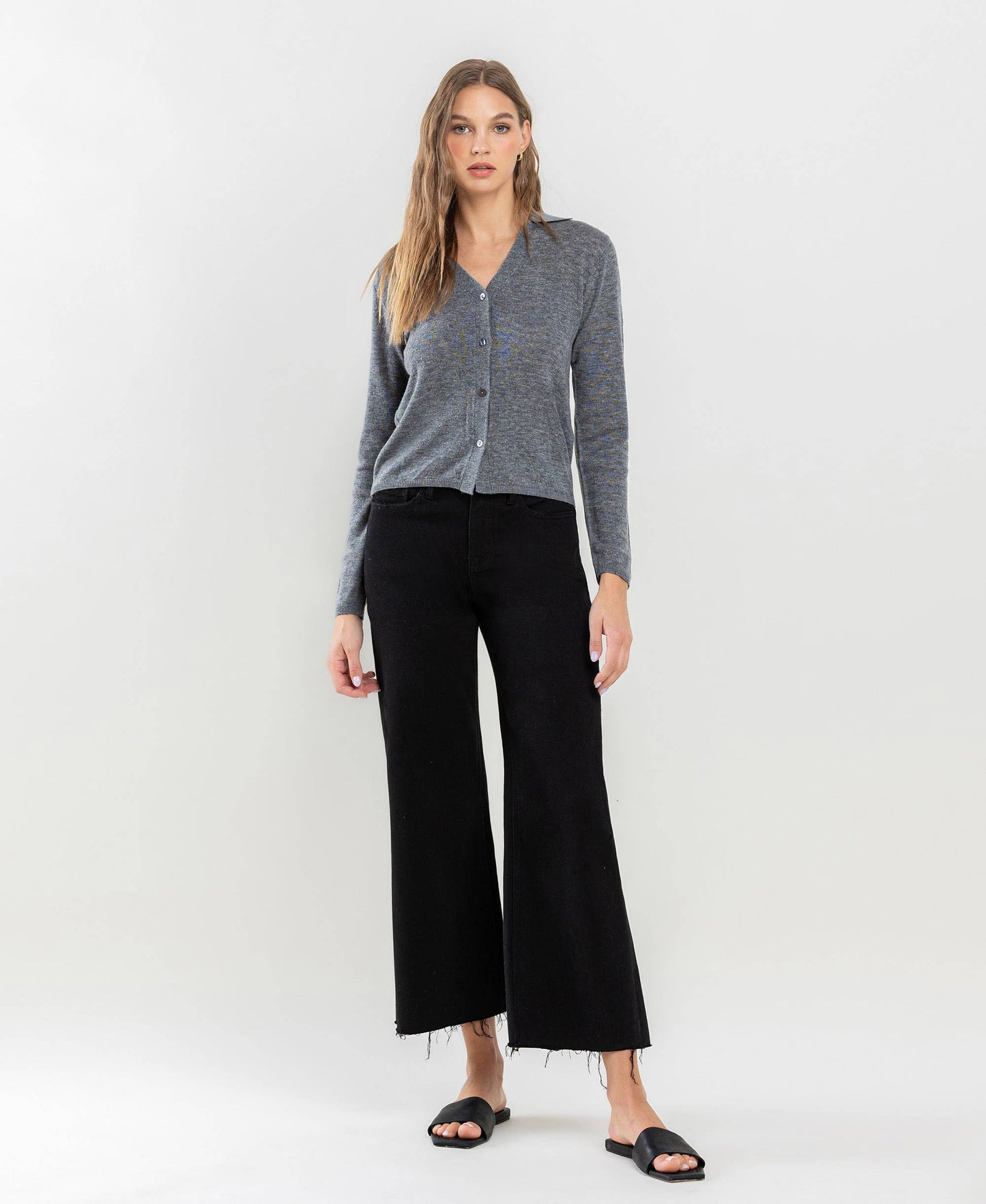 HIGH RISE RAW HEM CROP WIDE LEG JEANS