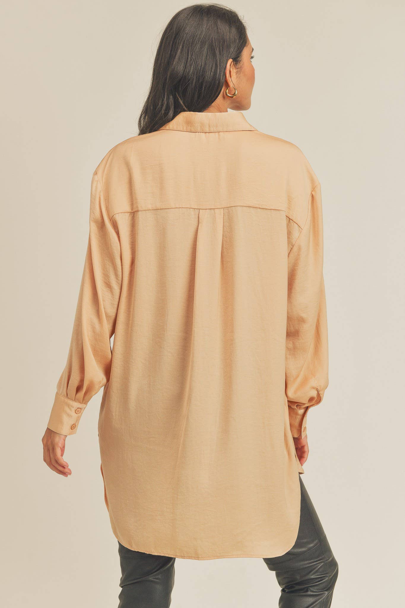 COLLARED BUTTON DOWN TUNIC SHIRT