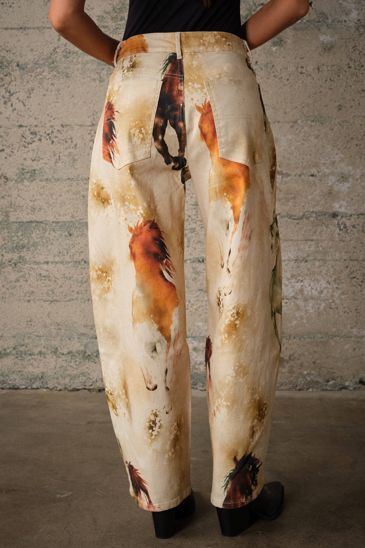 Horse Print Twill Barrel Pants