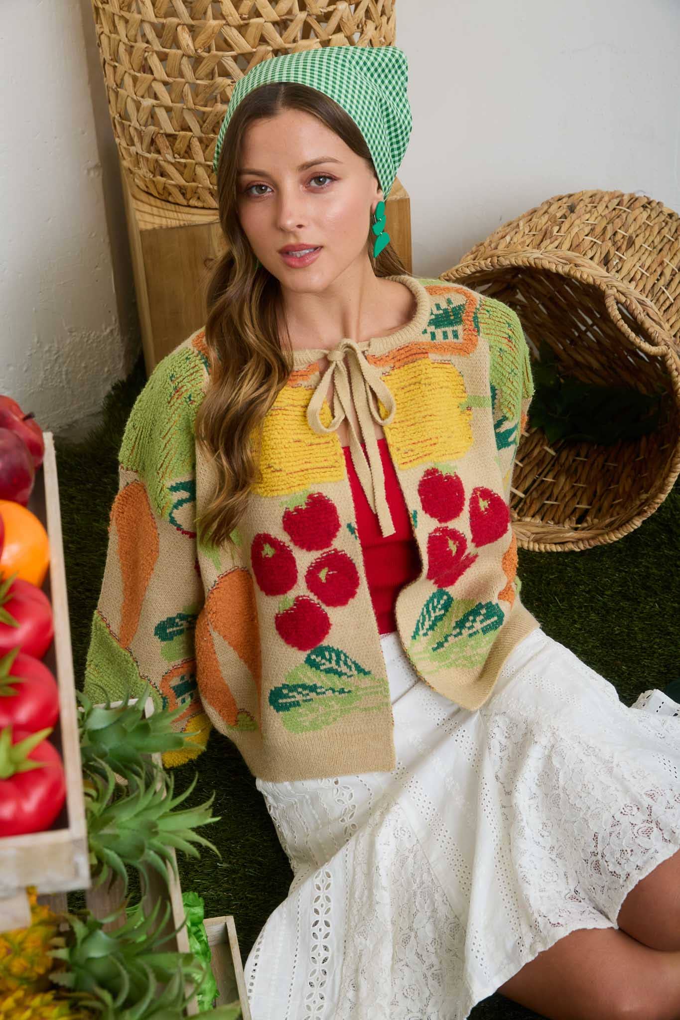 VEGGIE PATTERN  CARDIGAN SWEATER