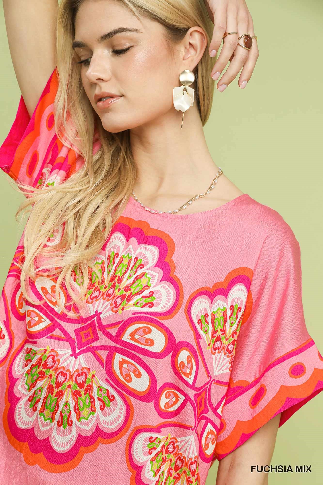 Mix Medallion Print Short Sleeve Top