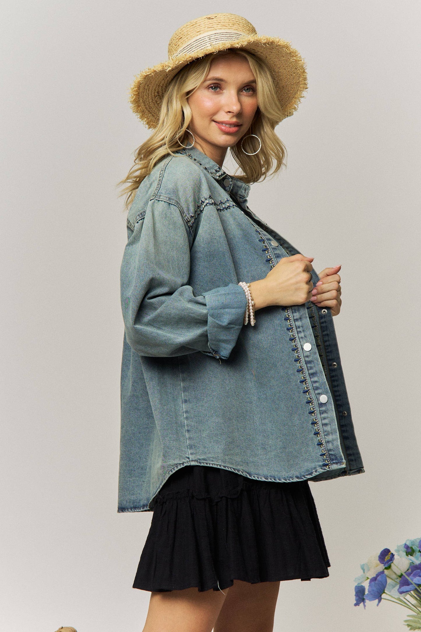 EMBROIDERY PATTERN DENIM BUTTON UP SHIRT