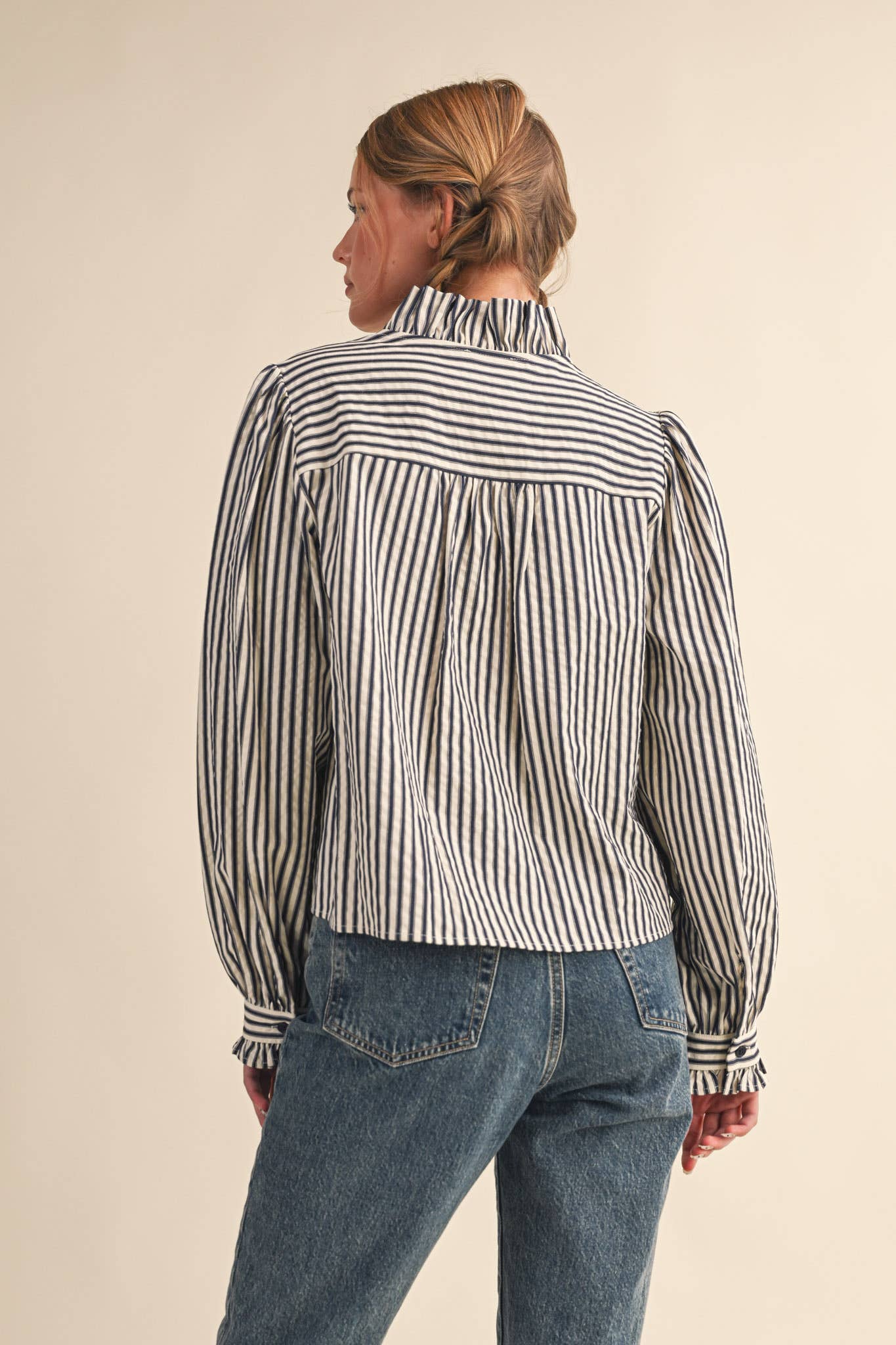 STRIPED RUFFLED BUTTON DOWN