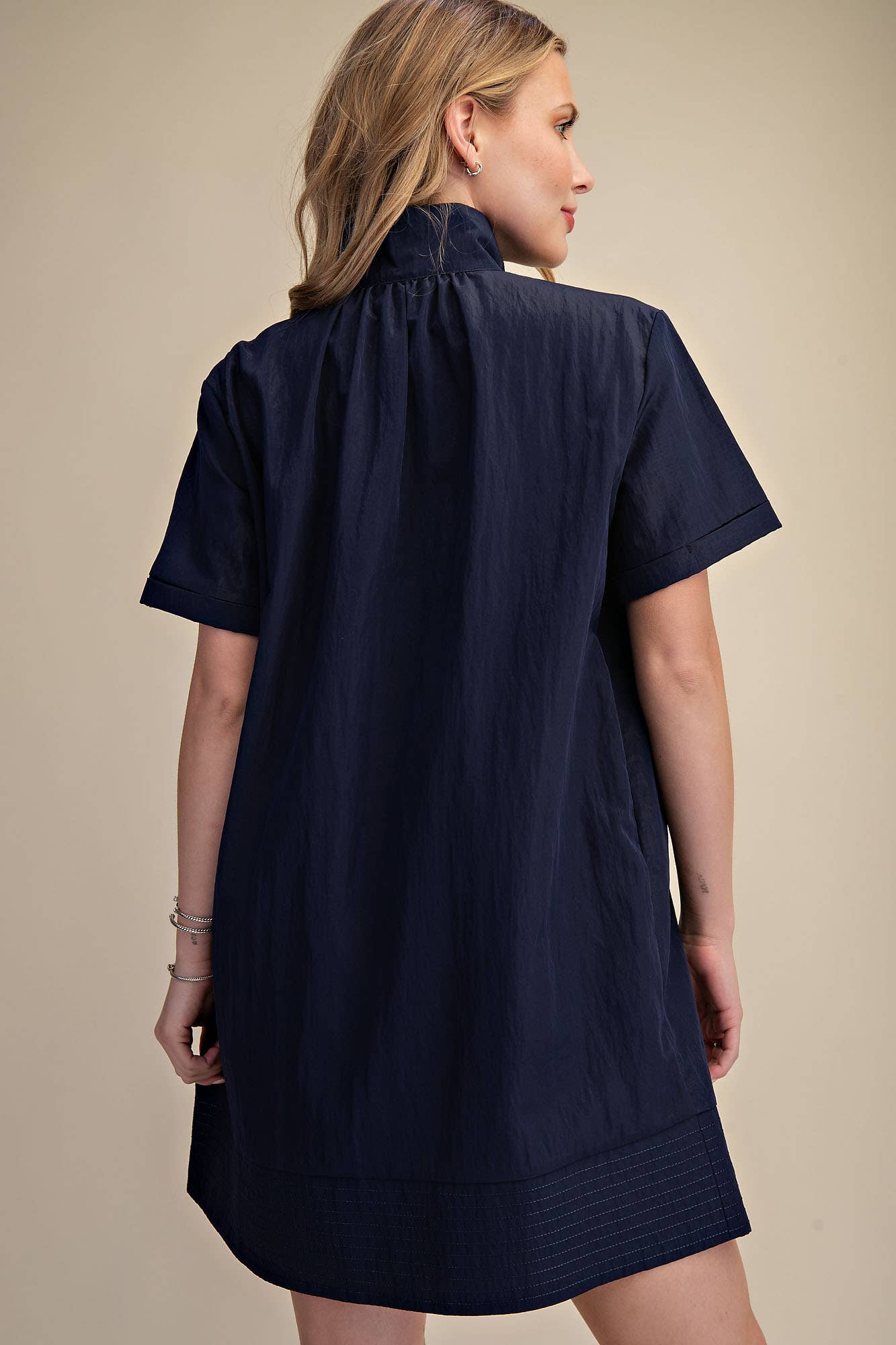 Stand Collar Short Sleeves Button Down Shift Dress