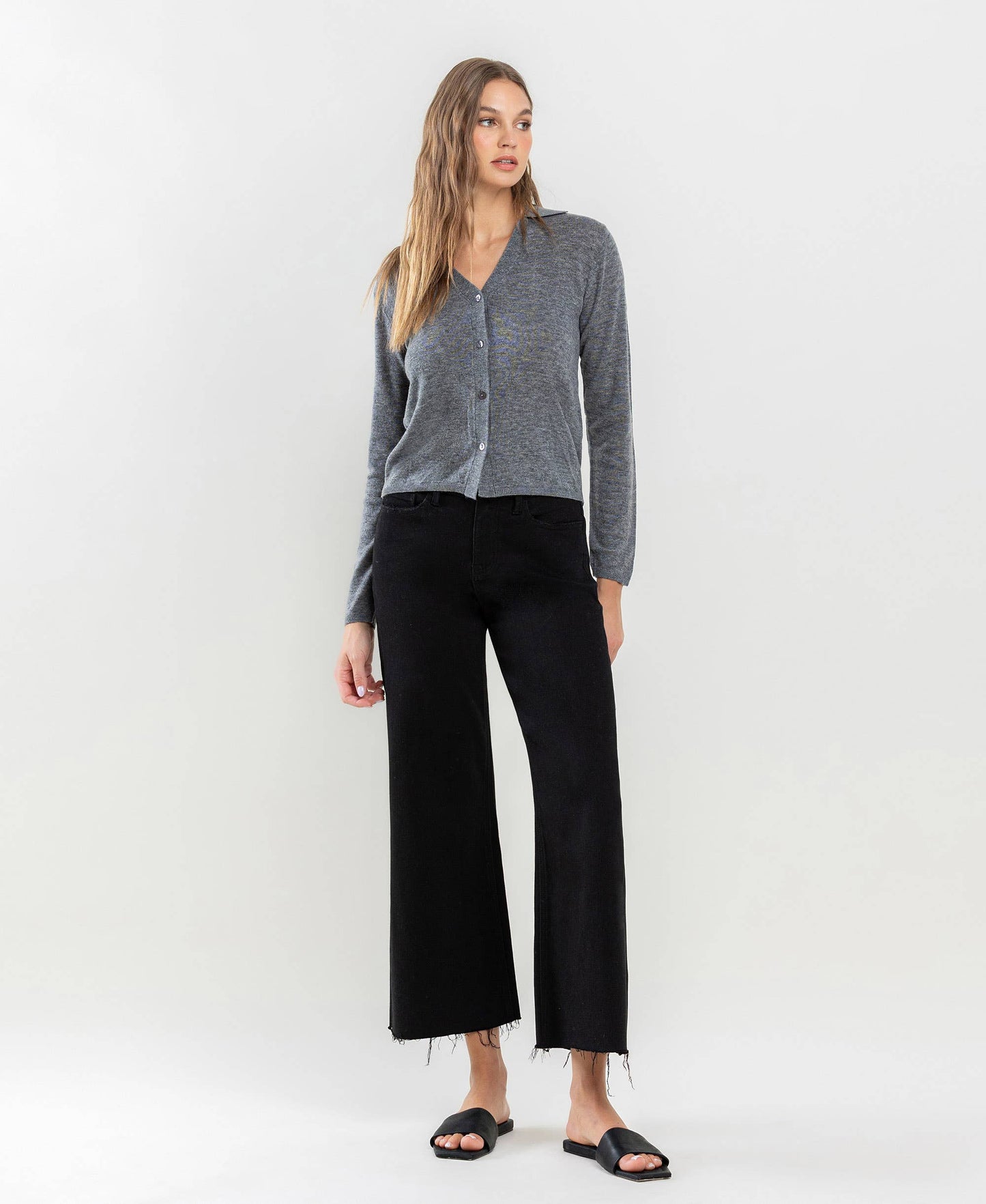 HIGH RISE RAW HEM CROP WIDE LEG JEANS