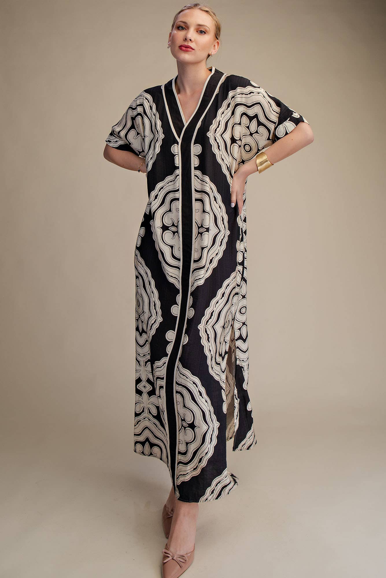 V-Neck Short Sleeve Maxi Print Dress