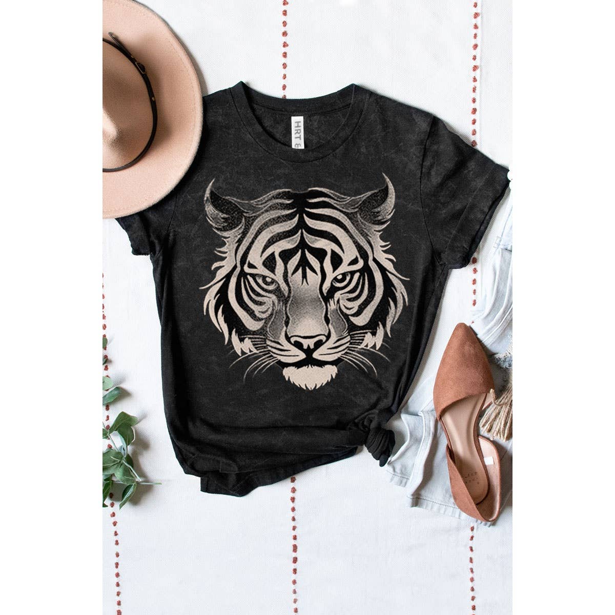 TIGER FACE MINERAL GRAPHIC TEE
