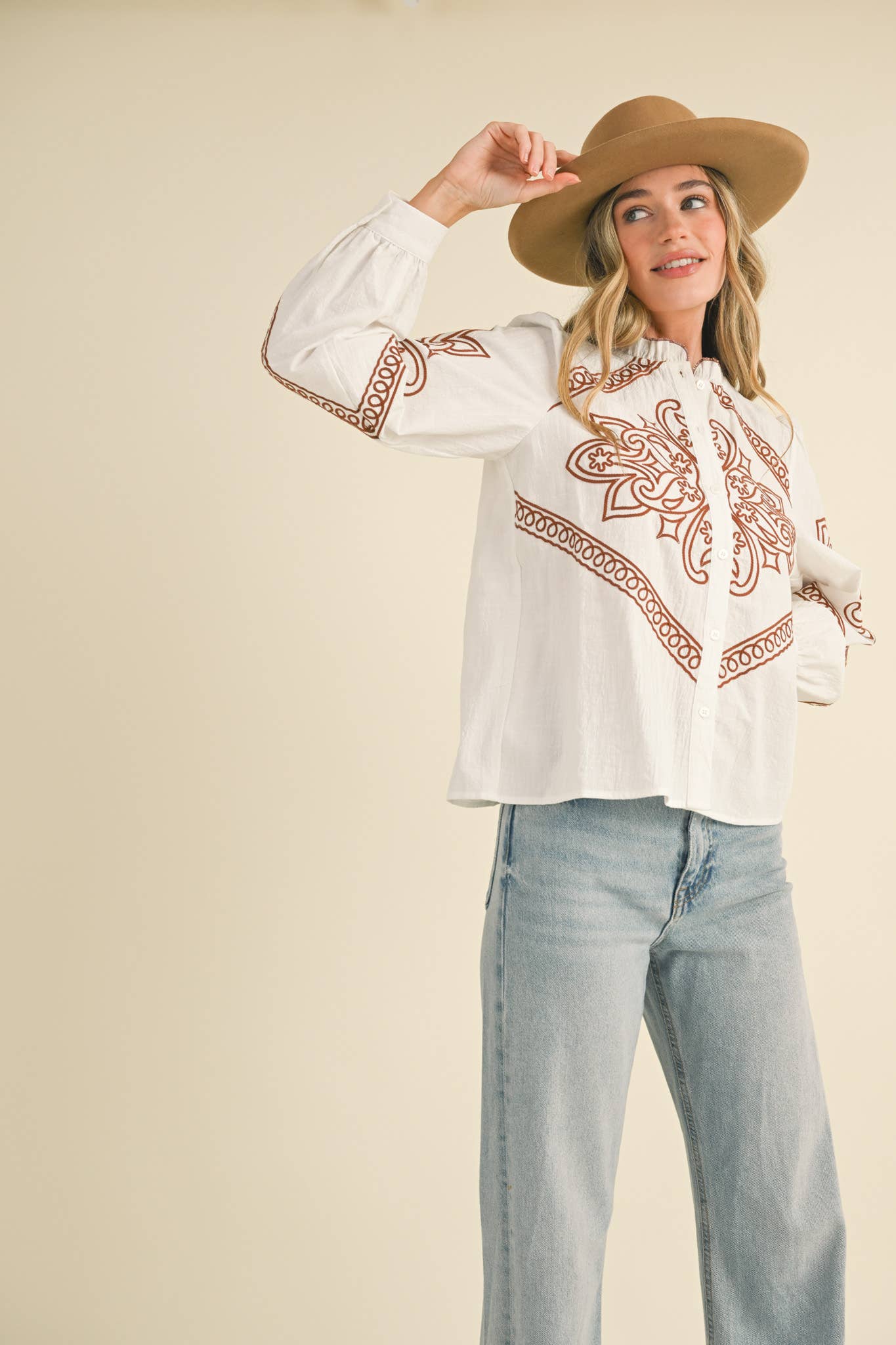 EMBROIDERED  BUTTON UP TOP
