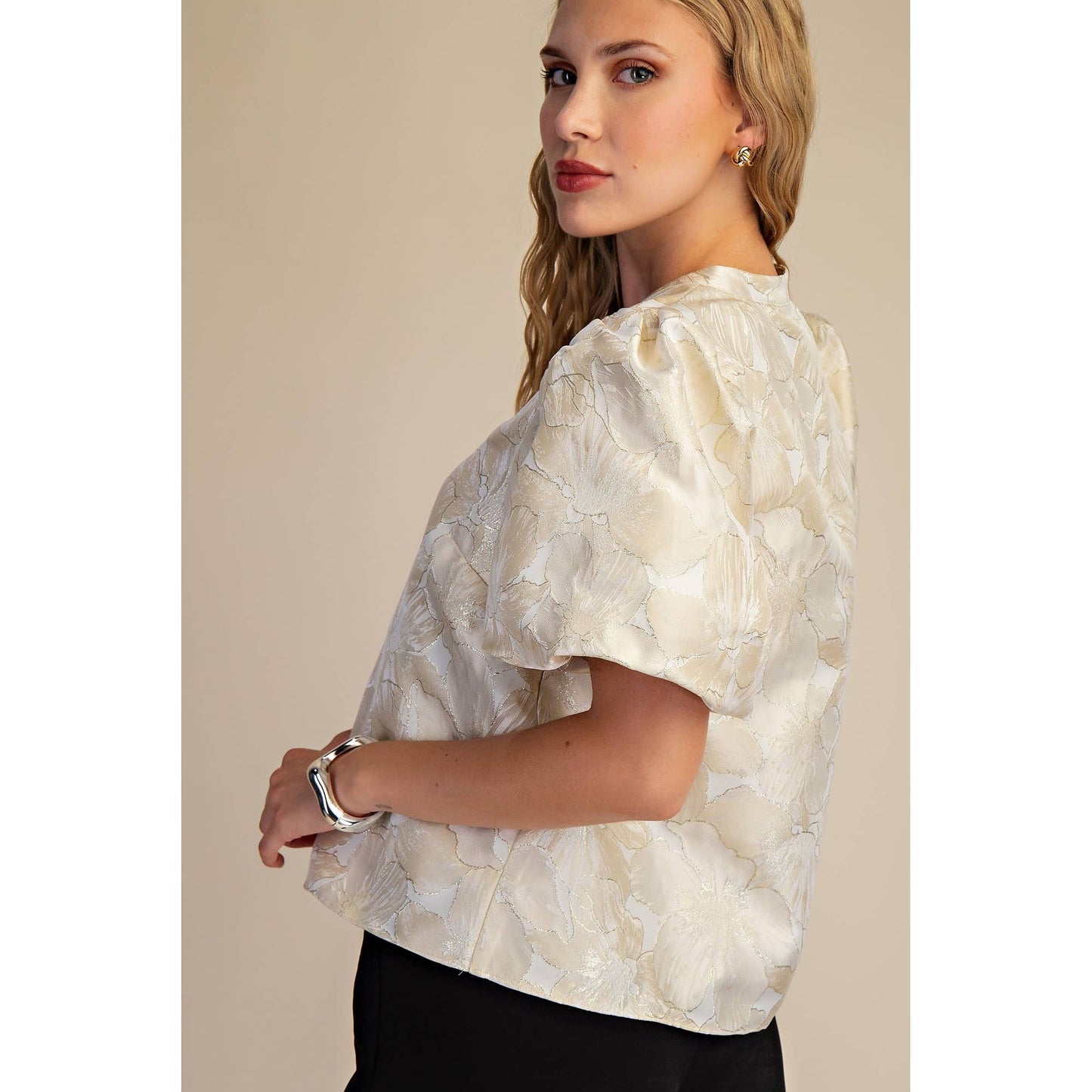 V-Neck Puff Sleeve Top