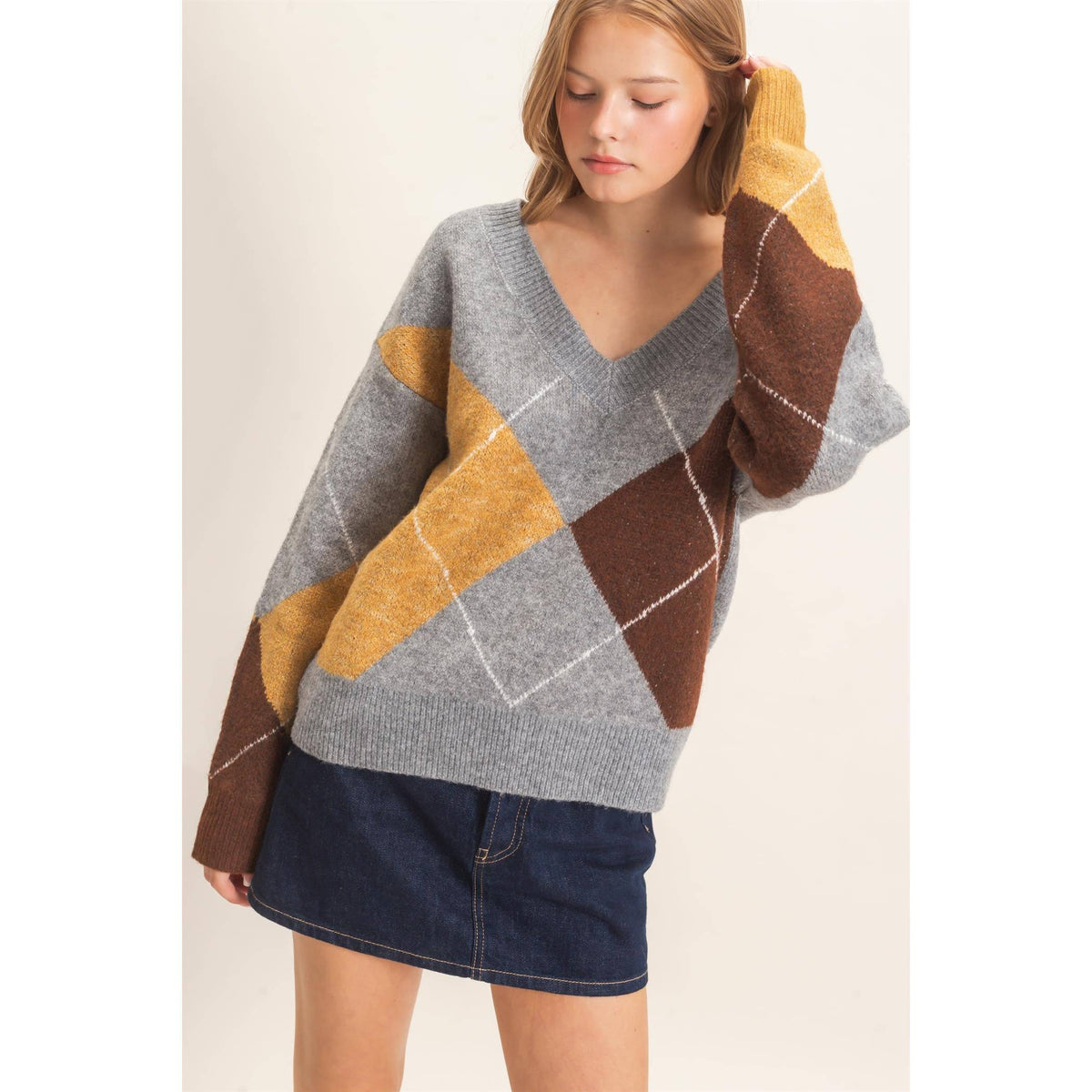 Argyle Pattern V-Neck Sweater