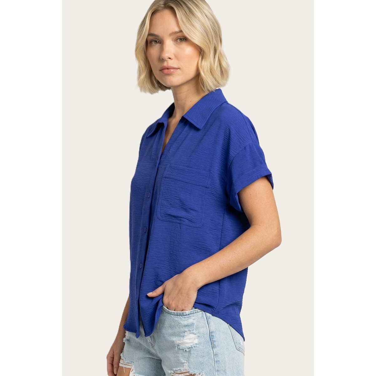 COLLARED BUTTON DOWN SHIRT