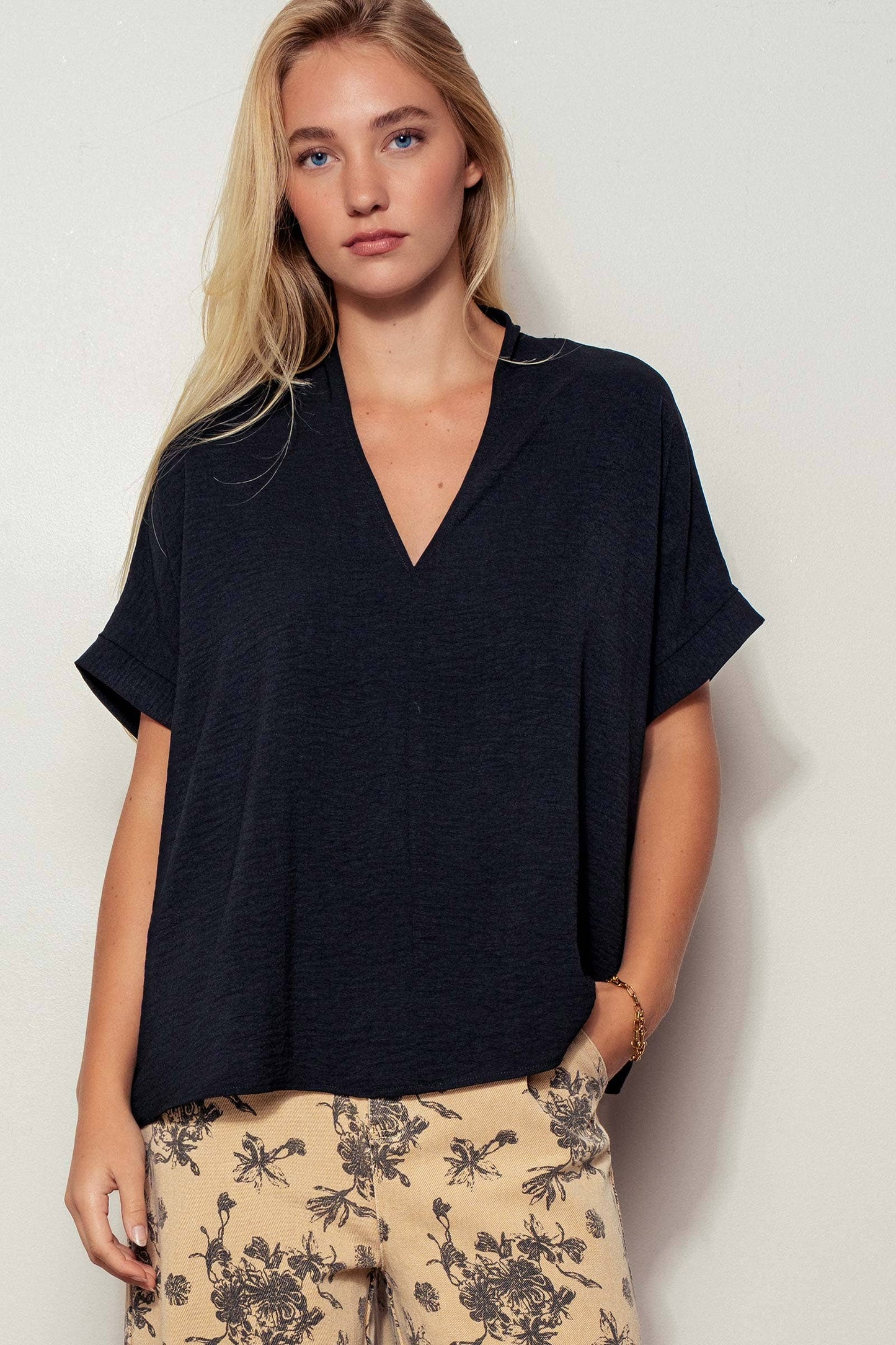 Breezy Airflow V-Neck Top-SS