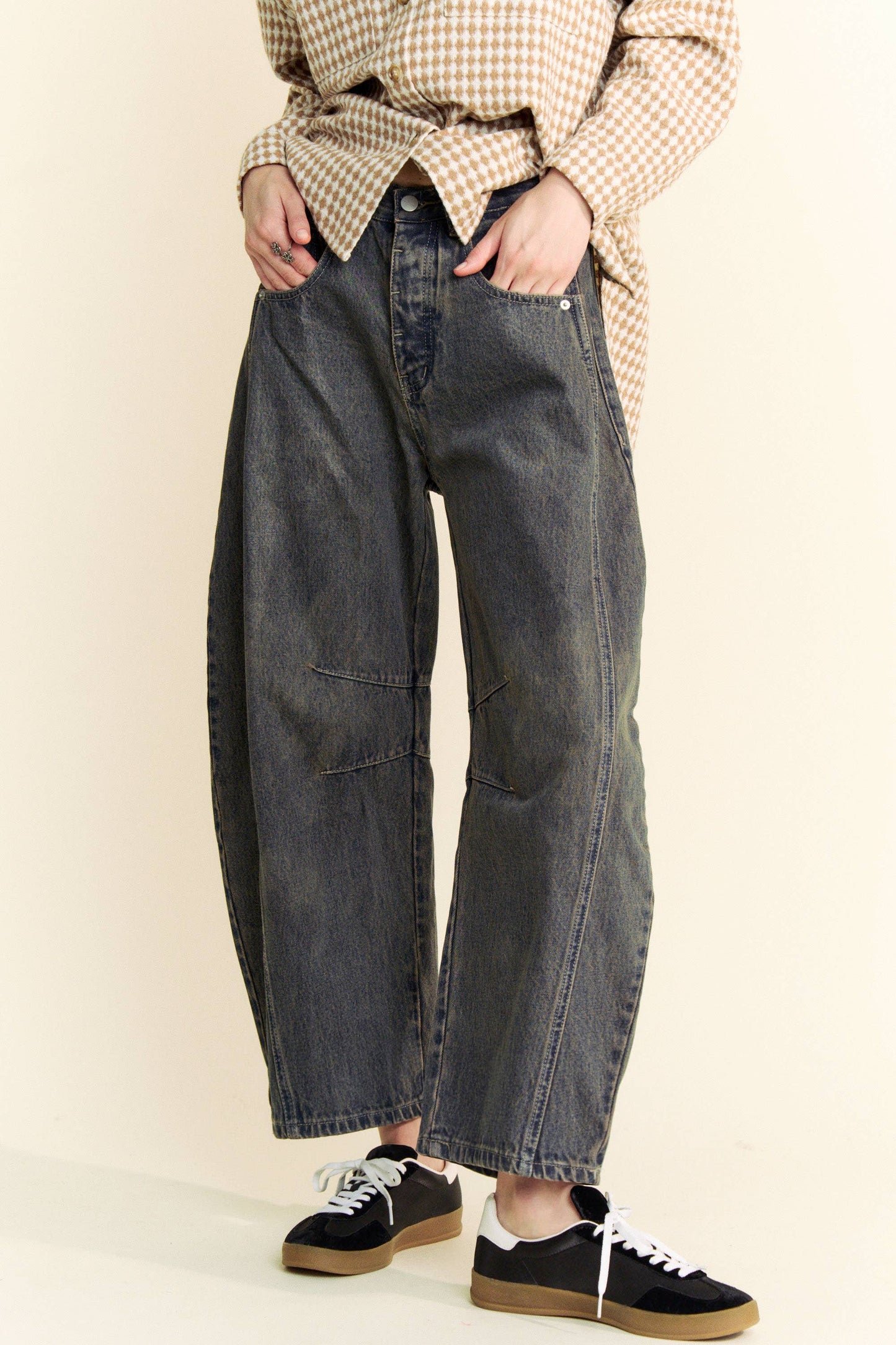 PATCH POCKET WIDE LEG CULOTTE DENIM BARREL PANTS