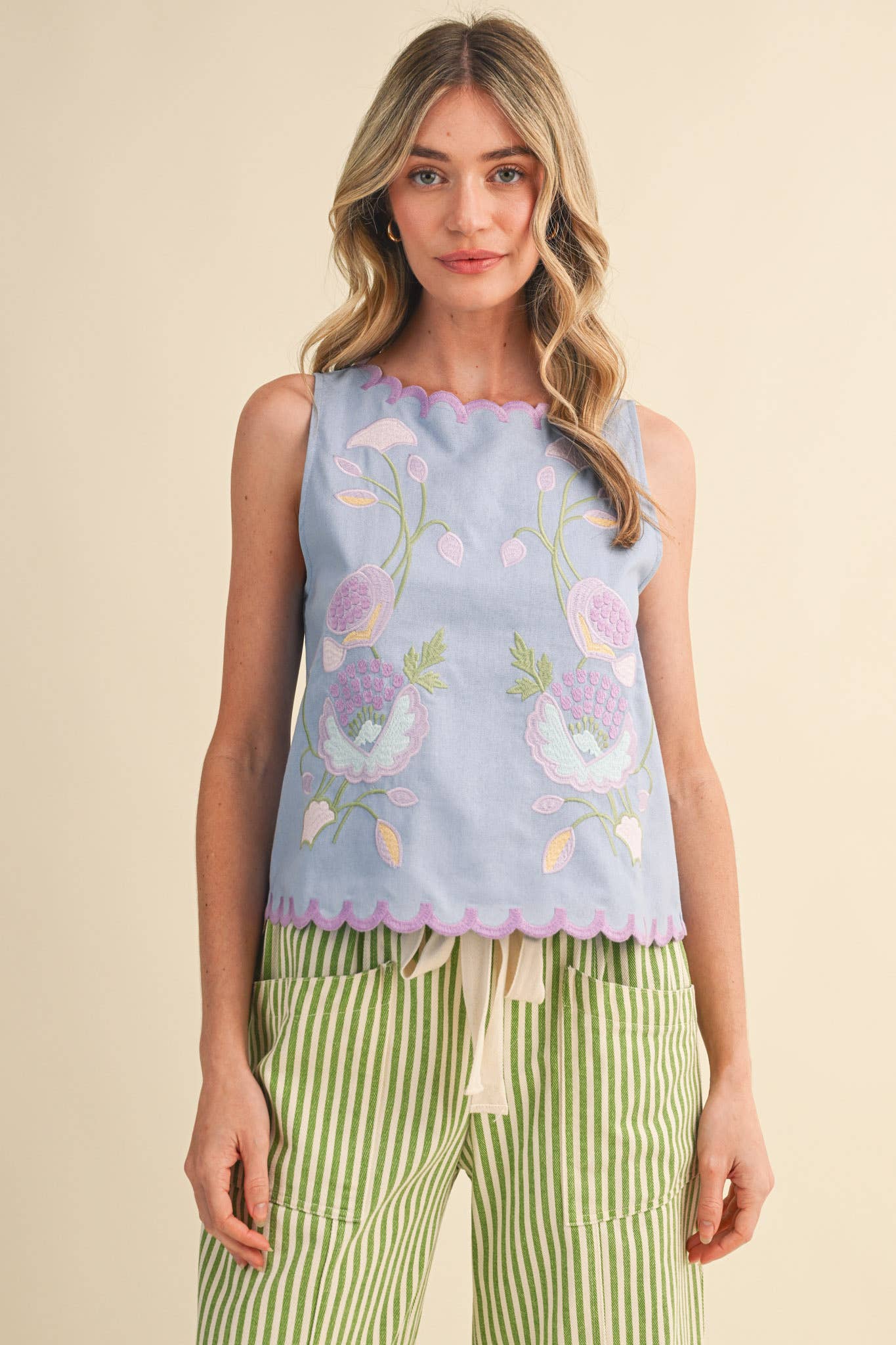 FLORAL EMBROIDERY SCALLOPED TANK